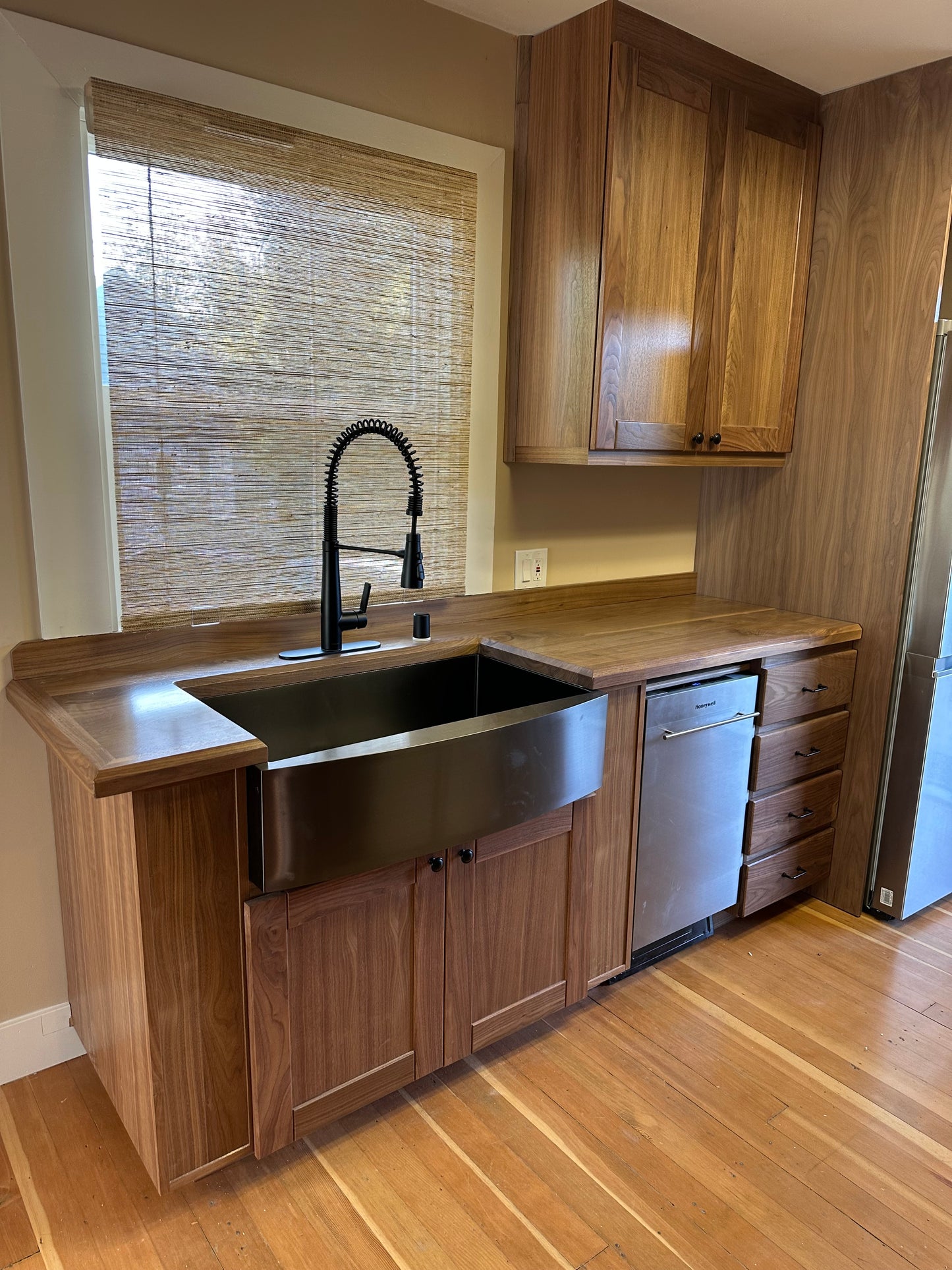 Kitchen cabinets