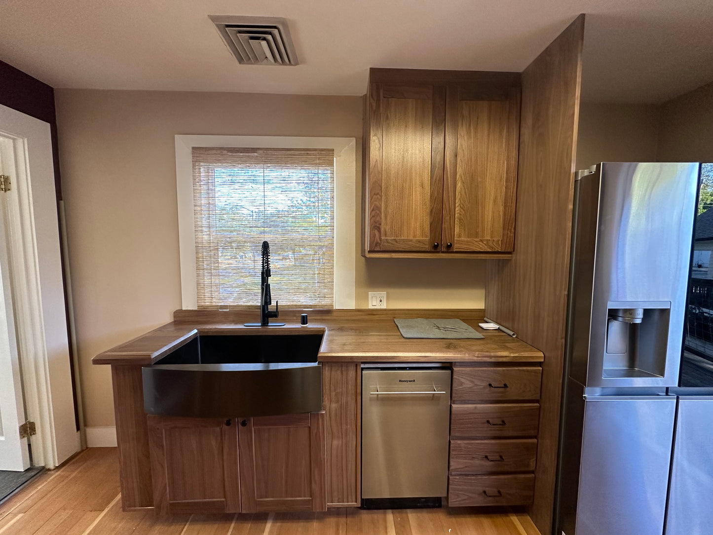 Kitchen cabinets